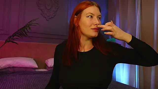 Liv Fay online show from February 19, 1:51 pm