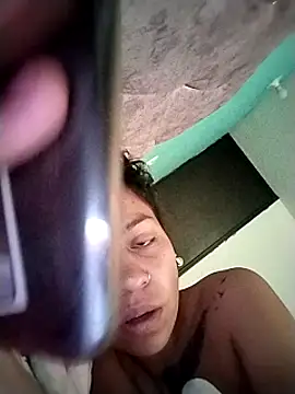 Snapshot of Tiphanydirty3 chatting on February 18, 2:59 pm Tiphanydirty3 online show from February 18, 2:59 pm
