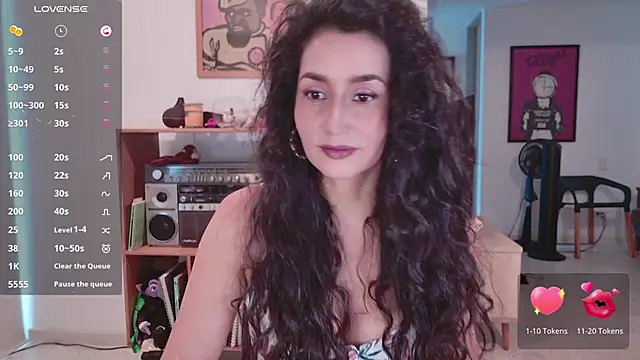 Snapshot of AndreaGomez88 chatting on February 1, 5:33 pm AndreaGomez88 online show from February 1, 5:33 pm