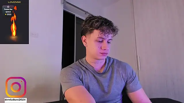 DerekOlsen online show from October 15, 2:33 am