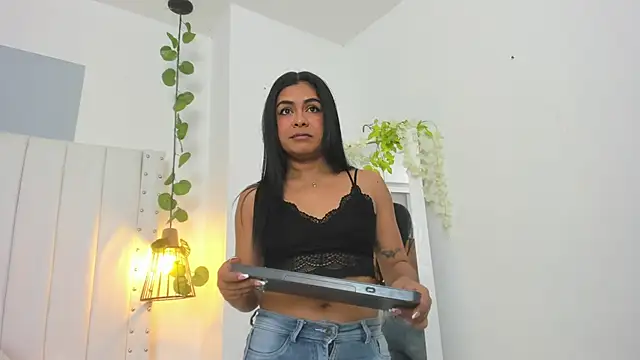 Snapshot of hannah_gray chatting on October 26, 11:05 am hannah gray online show from October 26, 11:05 am