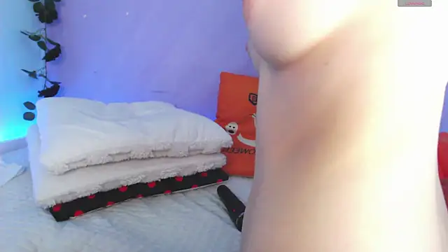 Snapshot of Scarlettsrorm chatting on October 11, 5:17 am Scarlettsrorm online show from October 11, 5:17 am