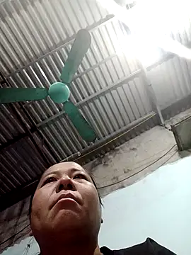 Queen 18200 online show from November 2, 10:34 pm