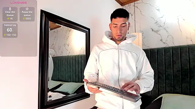 DrakeNeumann online show from September 10, 4:01 am