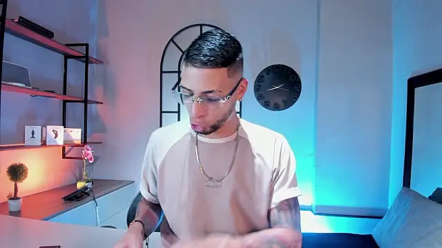 DrakeNeumann online show from March 6, 3:47 am