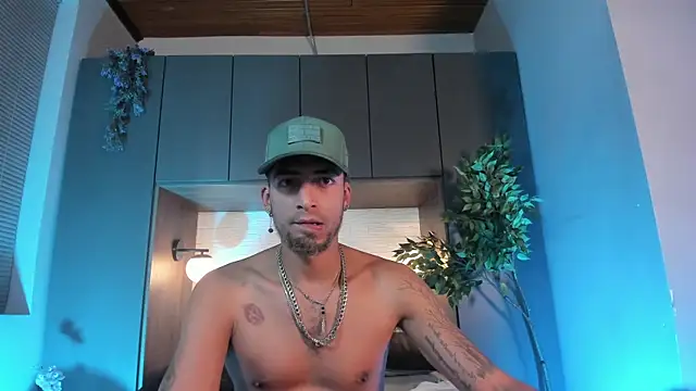 DrakeNeumann online show from July 10, 3:44 am