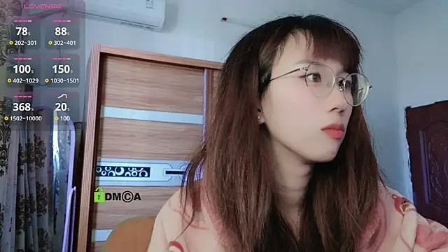 Lili 666 online show from December 17, 2:23 am