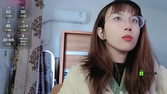 Lili 666 online show from December 20, 2:41 am