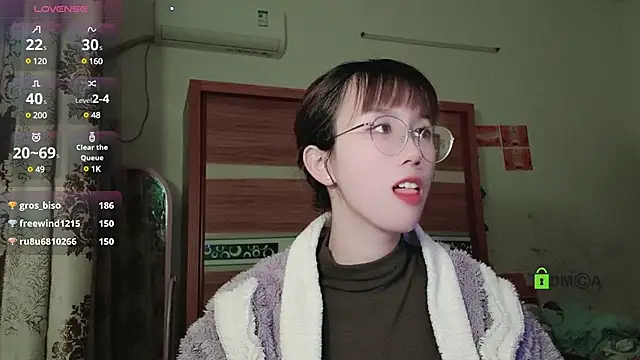 Lili 666 online show from December 30, 6:38 pm