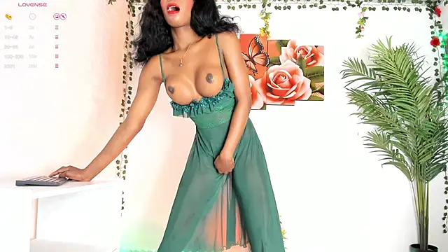 Snapshot of Valeria_Thompson1 chatting on February 17, 8:04 pm Valeria Thompson1 online show from February 17, 8:04 pm