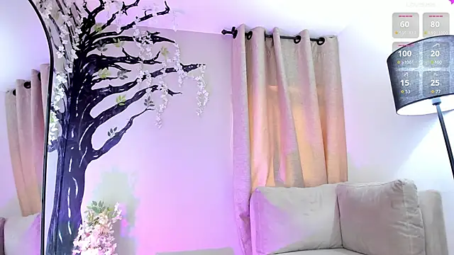 Snapshot of Miranda_doll_ chatting on February 4, 12:33 pm Miranda doll online show from February 4, 12:33 pm