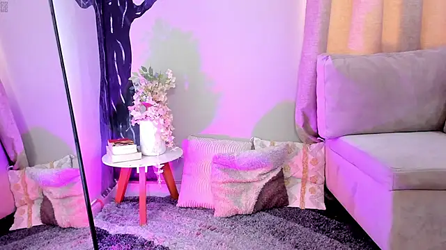 Snapshot of Miranda_doll_ chatting on March 5, 12:12 pm Miranda doll online show from March 5, 12:12 pm