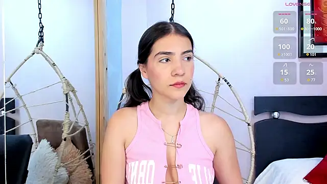 Snapshot of Miranda_doll_ chatting on April 10, 12:10 pm Miranda doll online show from April 10, 12:10 pm