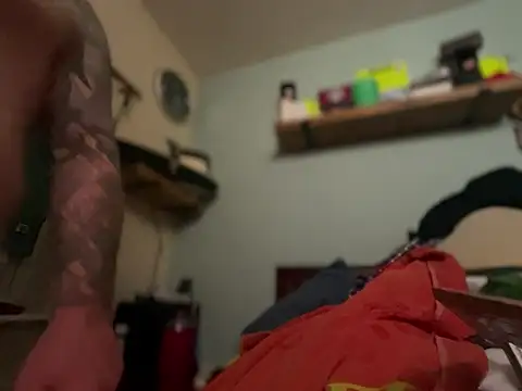 Snapshot of Tattooednakedguy chatting on June 14, 2:24 am Tattooednakedguy online show from June 14, 2:24 am