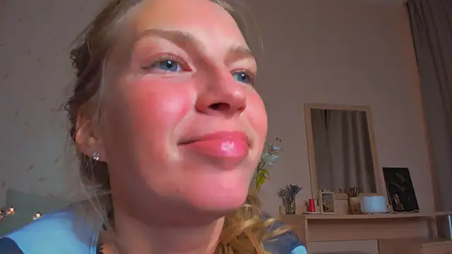 Jeanne Williams online show from December 3, 2:48 pm