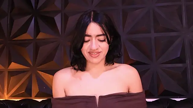 Snapshot of KasiaNoir_ chatting on February 19, 12:12 pm KasiaNoir online show from February 19, 12:12 pm