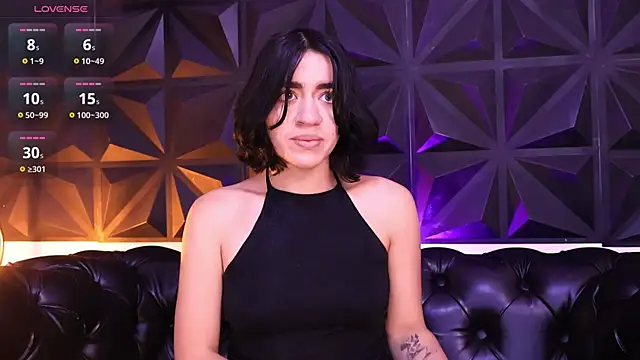 Snapshot of KasiaNoir_ chatting on February 28, 1:34 pm KasiaNoir online show from February 28, 1:34 pm