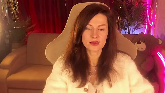 April o Nill online show from January 14, 12:33 pm