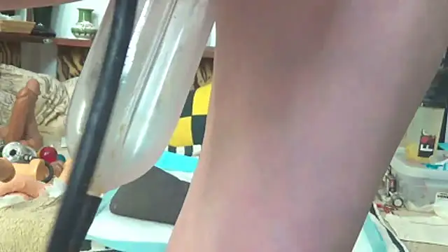 Snapshot of RitaMinx chatting on February 17, 5:04 am RitaMinx online show from February 17, 5:04 am