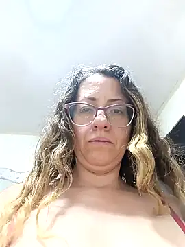 miss hanna07 online show from November 22, 12:31 am