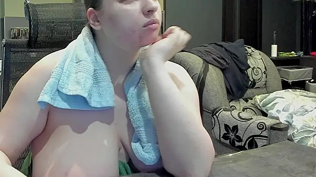 1lindsey1 online show from February 10, 2:26 pm