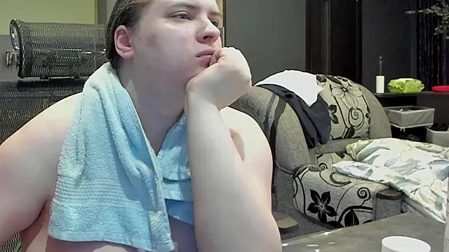 1lindsey1 online show from February 13, 5:54 pm