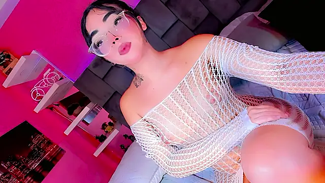 Saamanthaa11 online show from March 1, 4:58 am