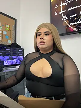 Tom Silver   online show from October 18, 4:48 am