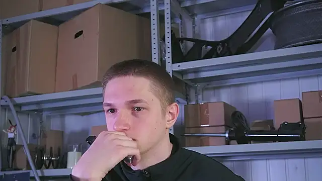 dustyn fox online show from April 9, 3:39 am