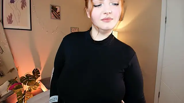 Snapshot of blessbinny chatting on October 8, 9:07 am blessbinny online show from October 8, 9:07 am