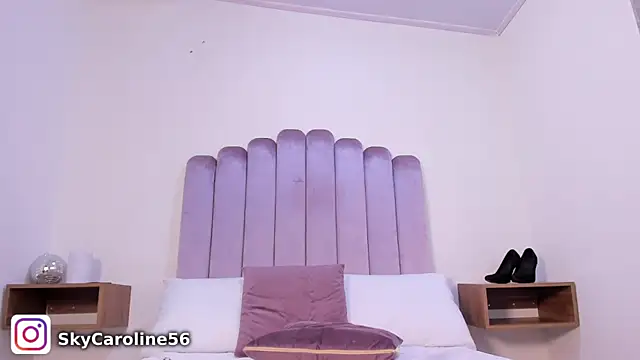 sky caroline online show from February 15, 2:33 pm