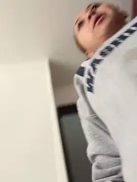 Snapshot of Joseph_and_Amy_ chatting on December 5, 4:34 pm Joseph and Amy online show from December 5, 4:34 pm