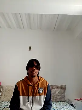 Snapshot of Leandona chatting on July 23, 3:21 pm Leandona online show from July 23, 3:21 pm