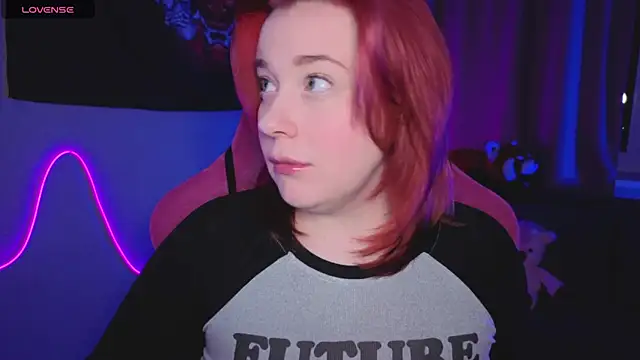 gitera  online show from April 17, 9:29 pm