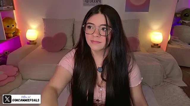 cammiefoalss online show from March 13, 7:20 pm