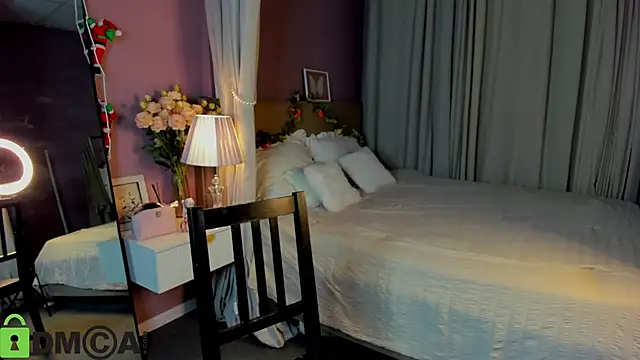 Dearly Emily online show from January 6, 5:16 pm