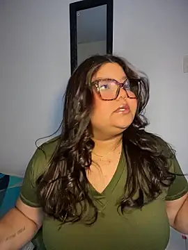 Snapshot of _Shara_Handal_ chatting on July 20, 10:39 am Shara Handal online show from July 20, 10:39 am