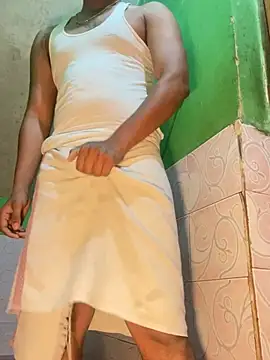 Snapshot of sonalsanskar chatting on January 19, 12:36 am sonalsanskar online show from January 19, 12:36 am