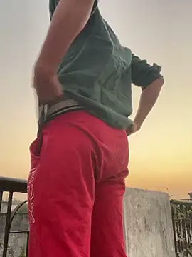 Snapshot of sonalsanskar chatting on February 27, 12:43 am sonalsanskar online show from February 27, 12:43 am