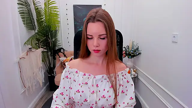 MileyWings online show from November 2, 4:37 am