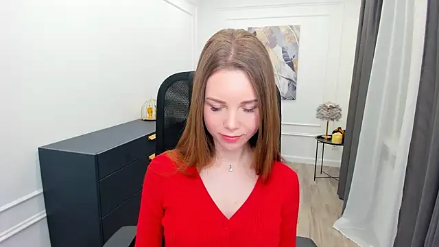 MileyWings online show from March 9, 4:27 am