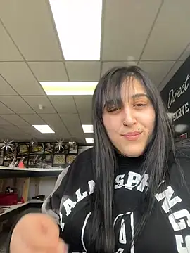 ThicBunz online show from February 5, 6:15 pm