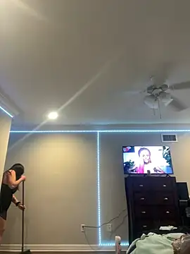 ThicBunz online show from February 12, 12:58 am