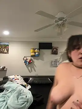 ThicBunz online show from February 16, 3:26 am
