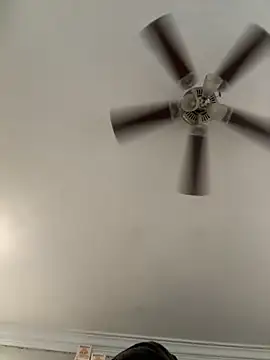 Snapshot of ThicBunz chatting on October 14, 6:52 pm ThicBunz online show from October 14, 6:52 pm