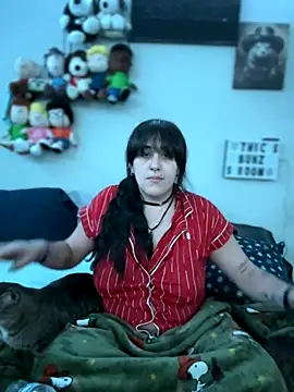 Snapshot of ThicBunz chatting on October 25, 3:25 am ThicBunz online show from October 25, 3:25 am