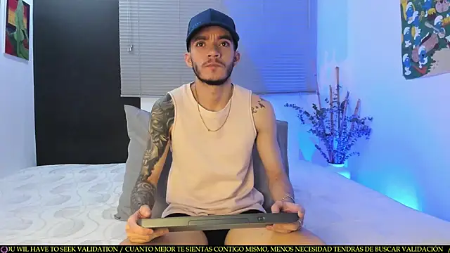 Tylergiuseppe  online show from February 11, 10:07 pm