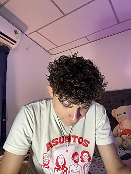 Snapshot of Nathan_Bluee chatting on October 29, 2:52 pm Nathan Bluee online show from October 29, 2:52 pm