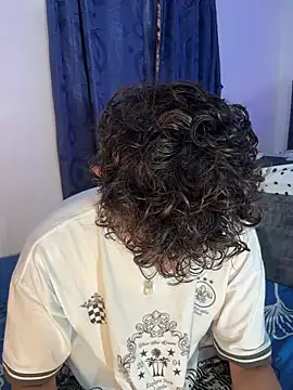 Snapshot of Nathan_Bluee chatting on November 21, 5:00 pm Nathan Bluee online show from November 21, 5:00 pm