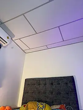 Snapshot of Nathan_Bluee chatting on November 22, 4:06 pm Nathan Bluee online show from November 22, 4:06 pm